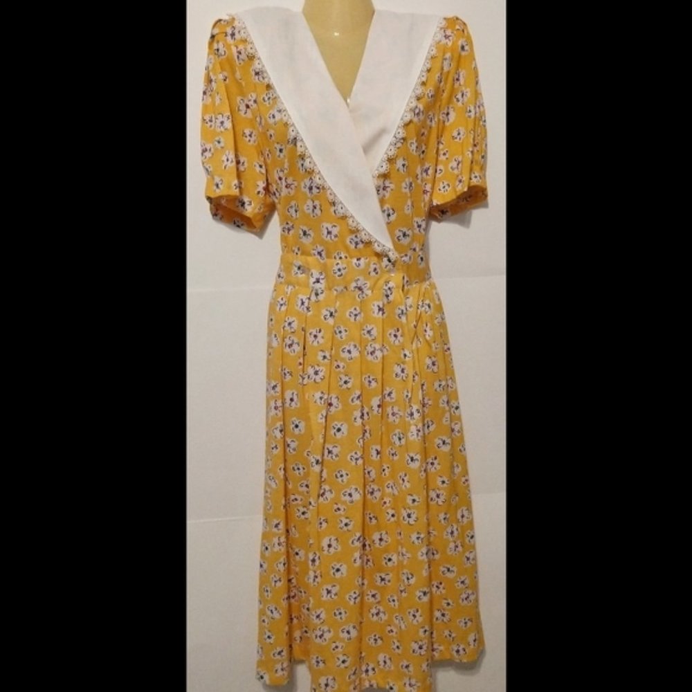 Vtg 80s 90s cottagecore floral midi dress
